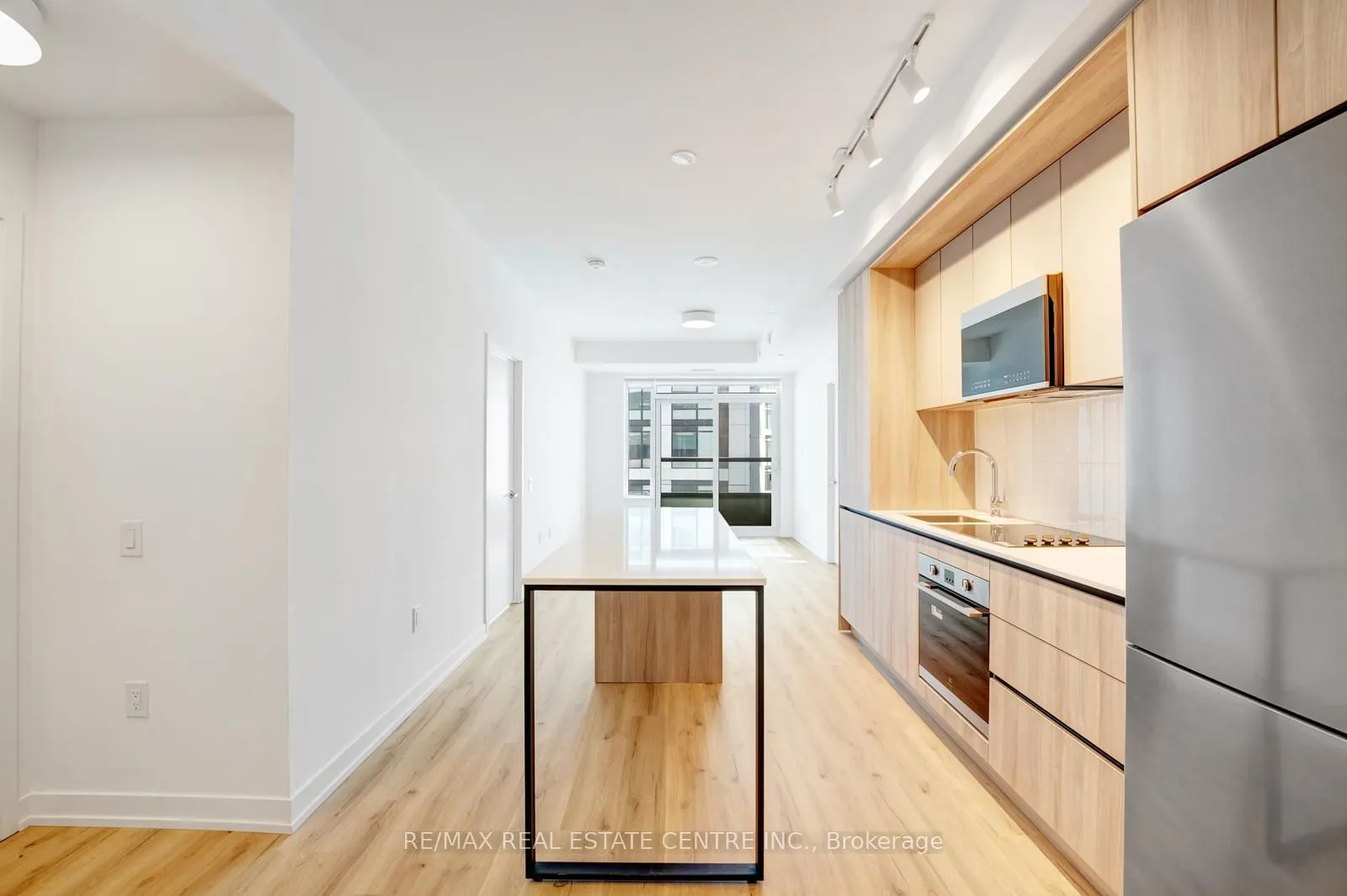 2485 EGLINTON Avenue W #605