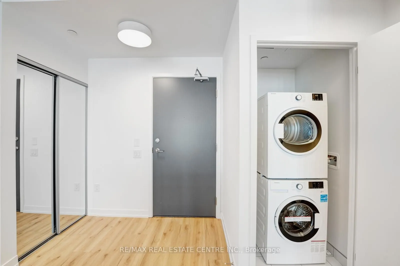 2485 EGLINTON Avenue W #605