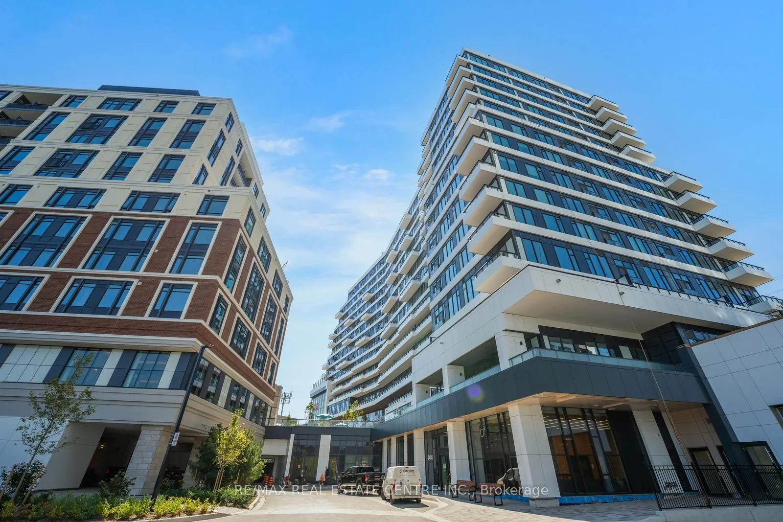 2485 EGLINTON Avenue W #605