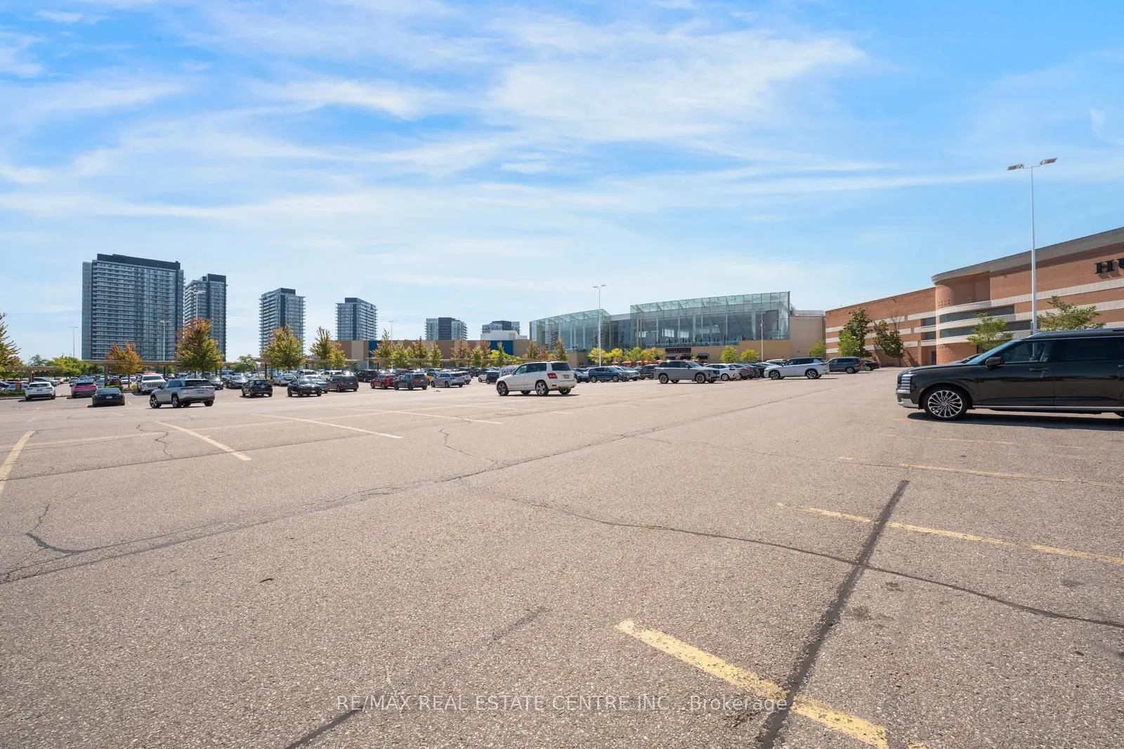 2485 EGLINTON Avenue W #605