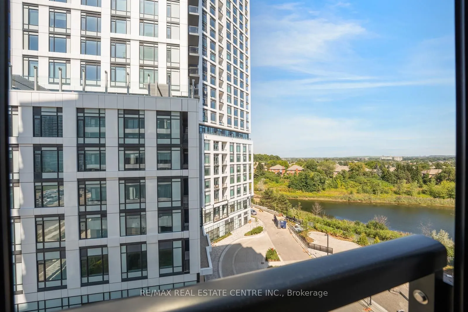 2485 EGLINTON Avenue W #605