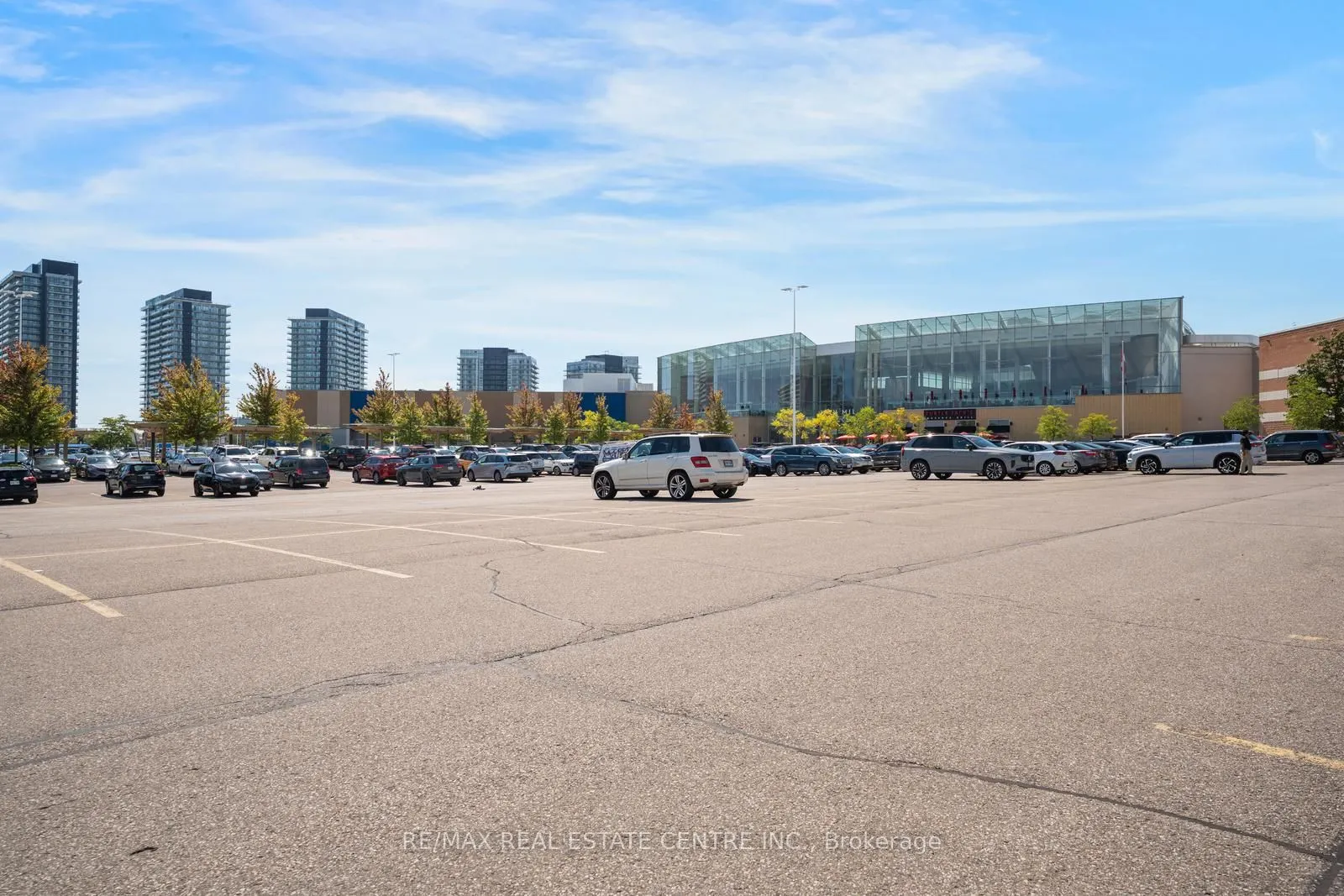 2485 EGLINTON Avenue W #605
