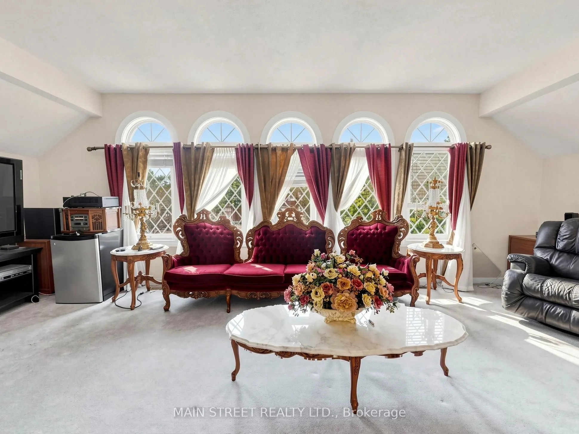 2441 WILLOWBURNE Drive