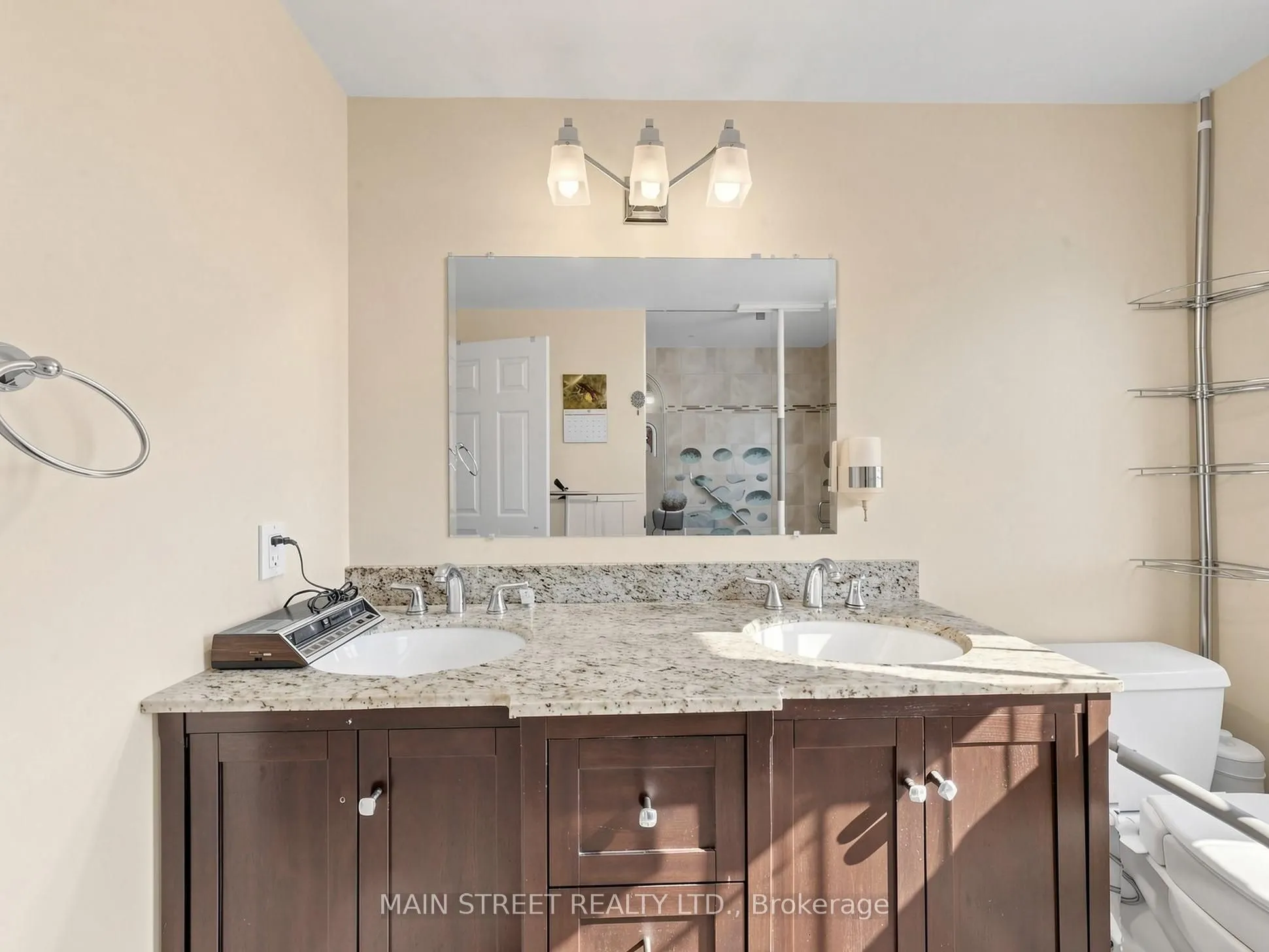 2441 WILLOWBURNE Drive