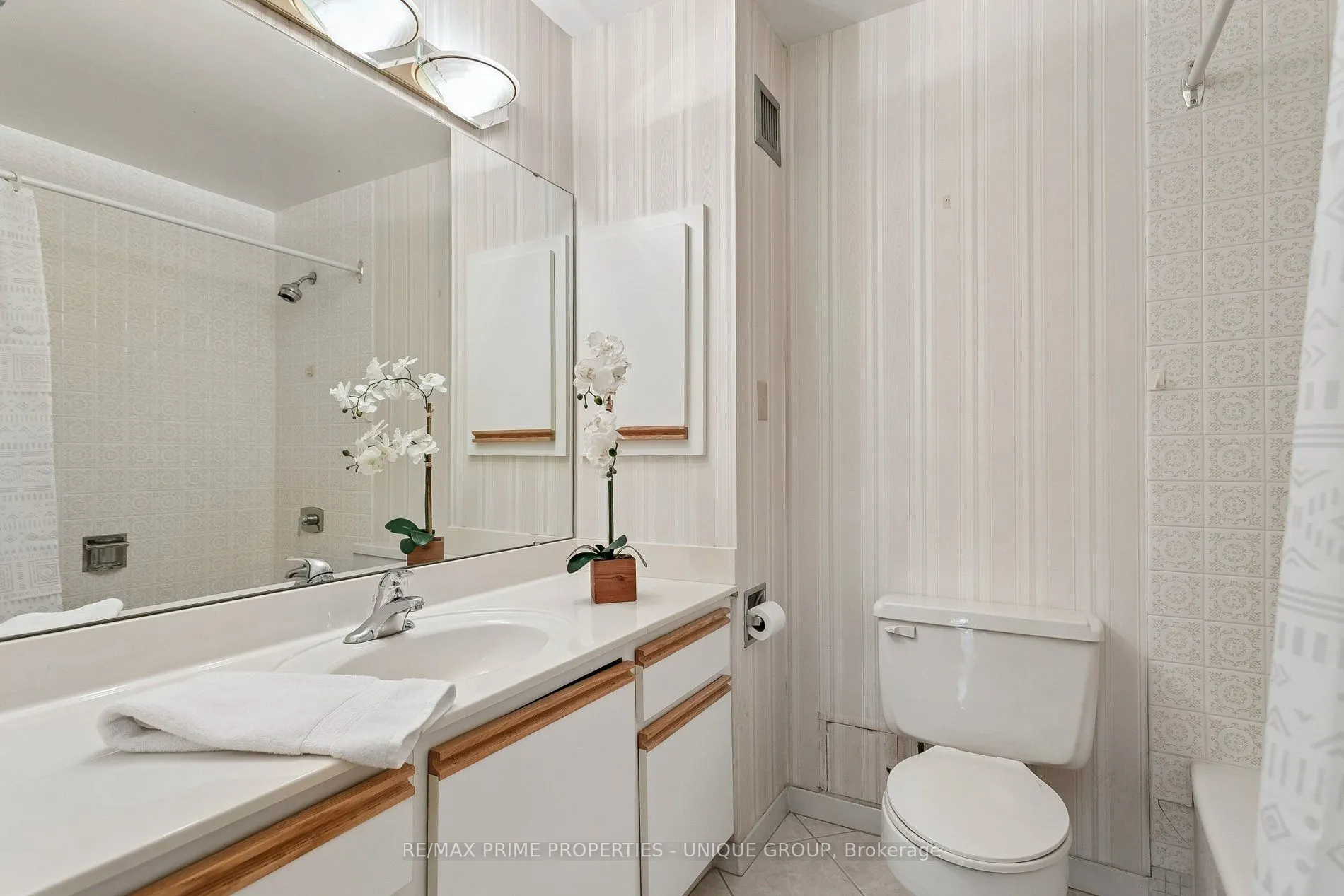 1300 Bloor Street #710
