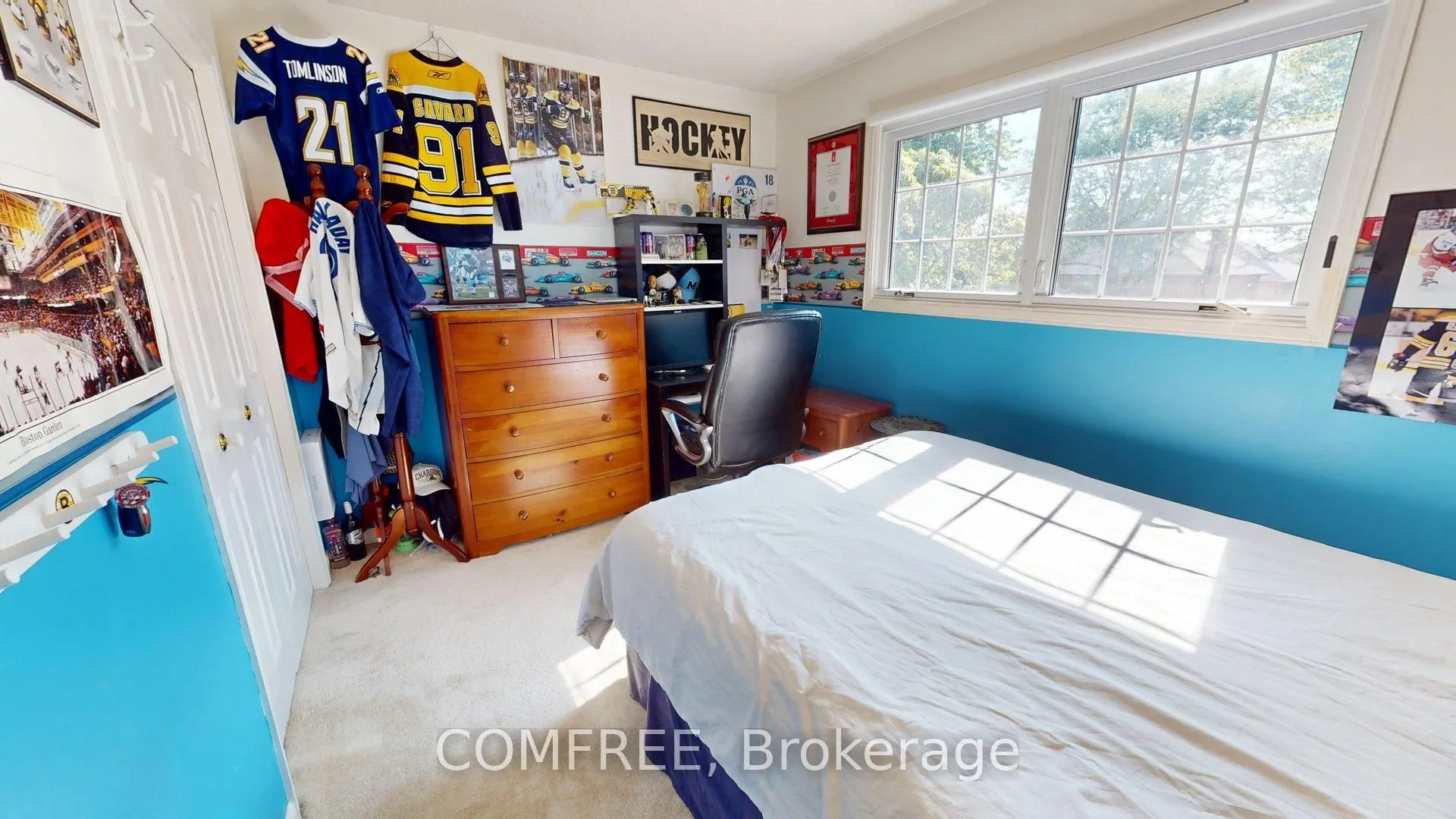 2043 Burbank Drive