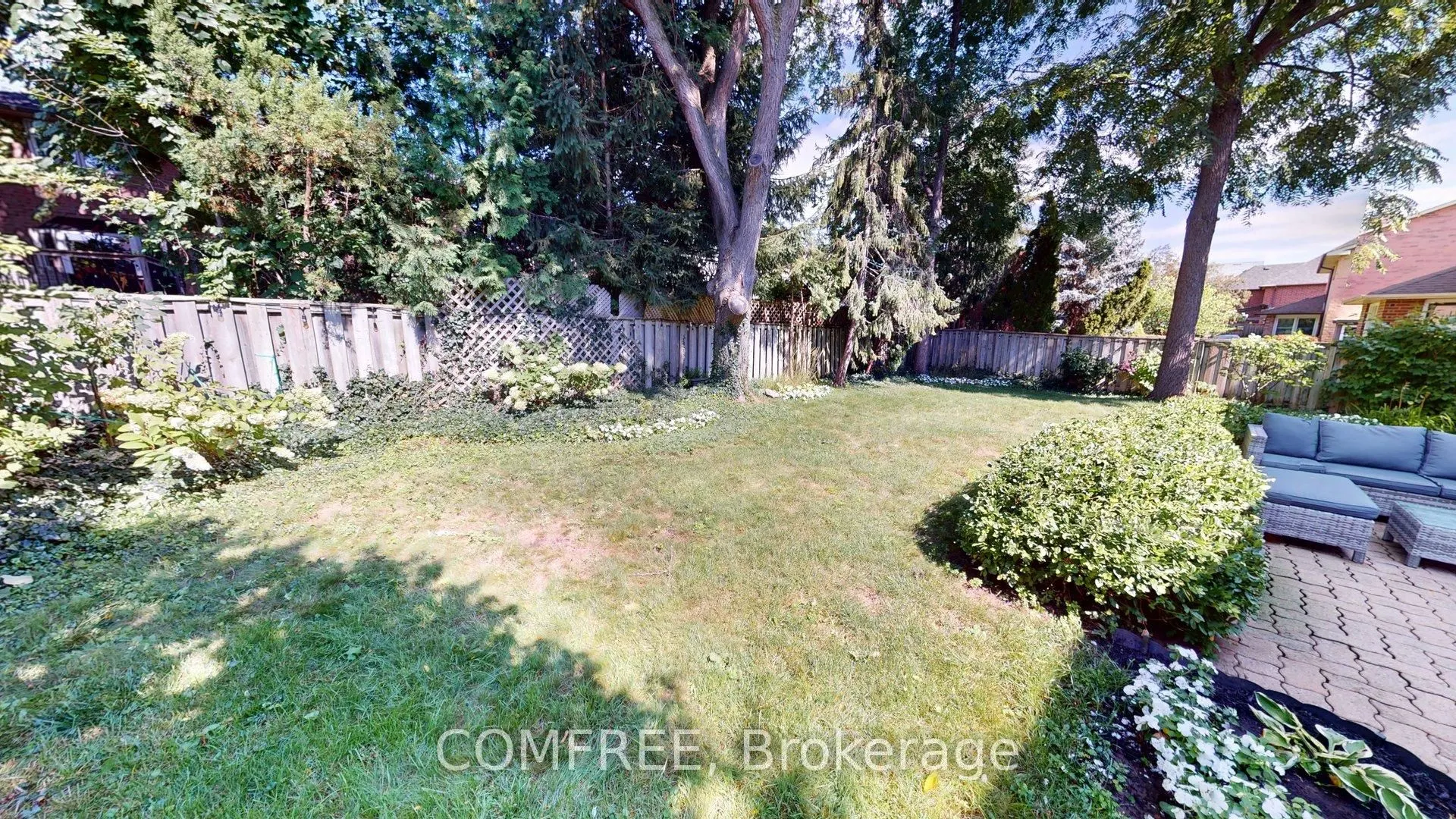 2043 Burbank Drive