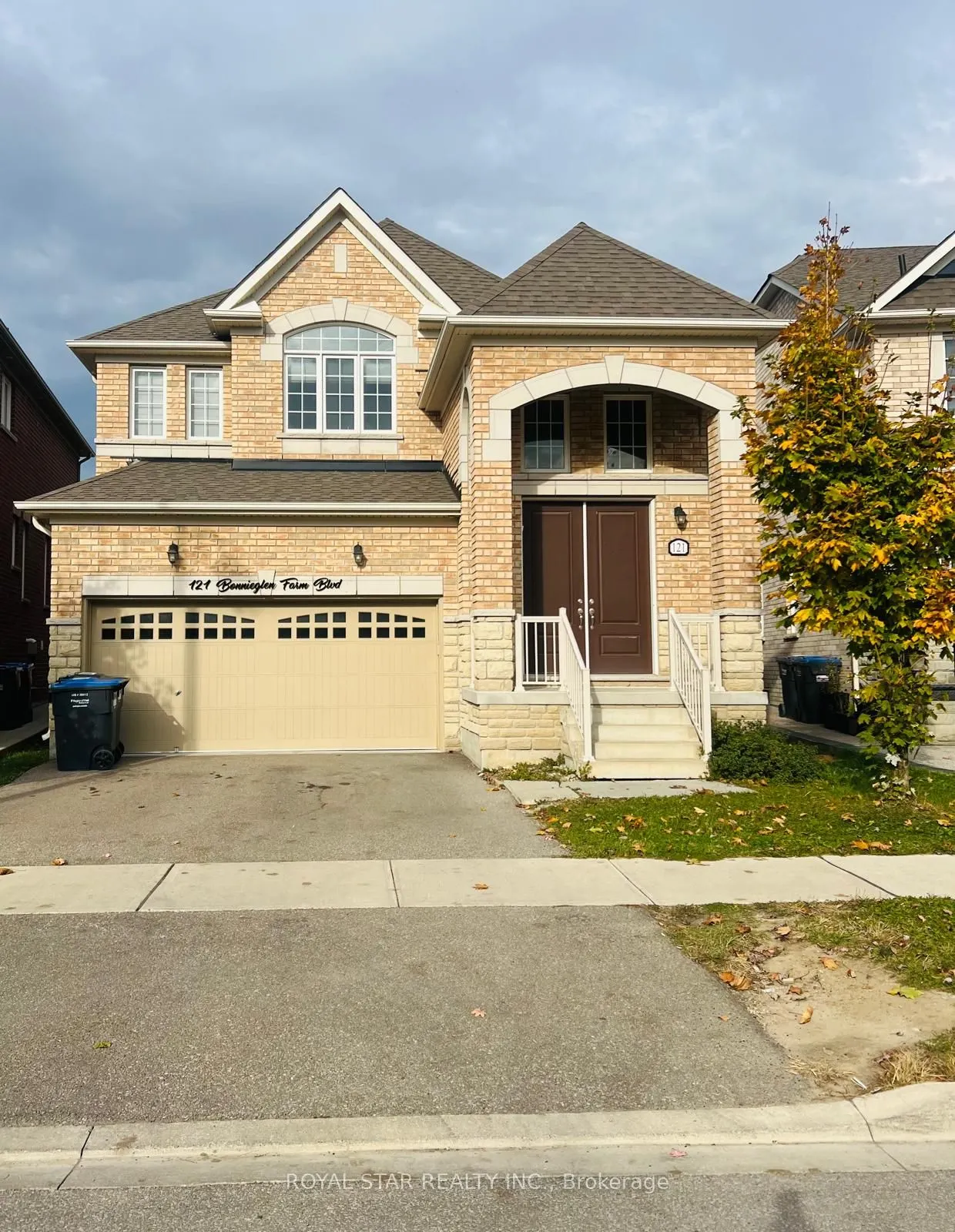 121 Bonnieglen Farm Boulevard #Upper