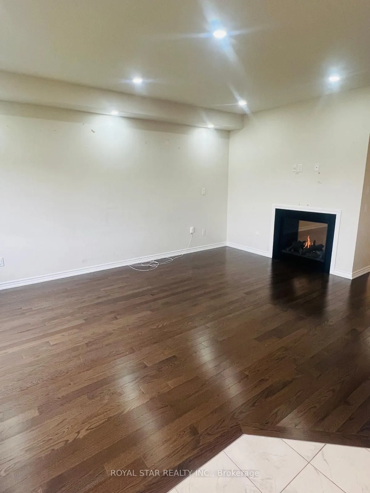 121 Bonnieglen Farm Boulevard #Upper
