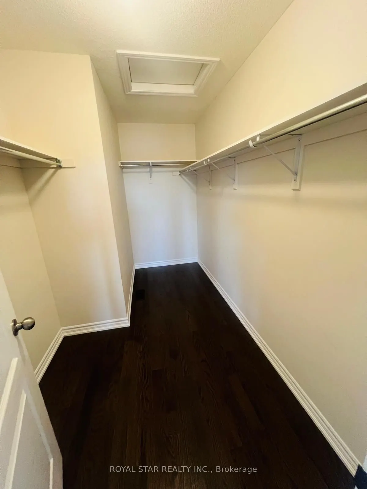 121 Bonnieglen Farm Boulevard #Upper