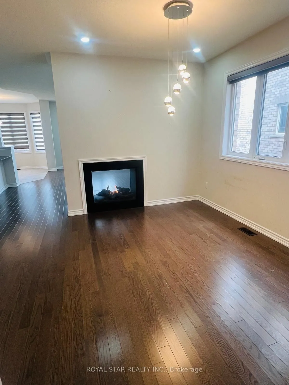 121 Bonnieglen Farm Boulevard #Upper