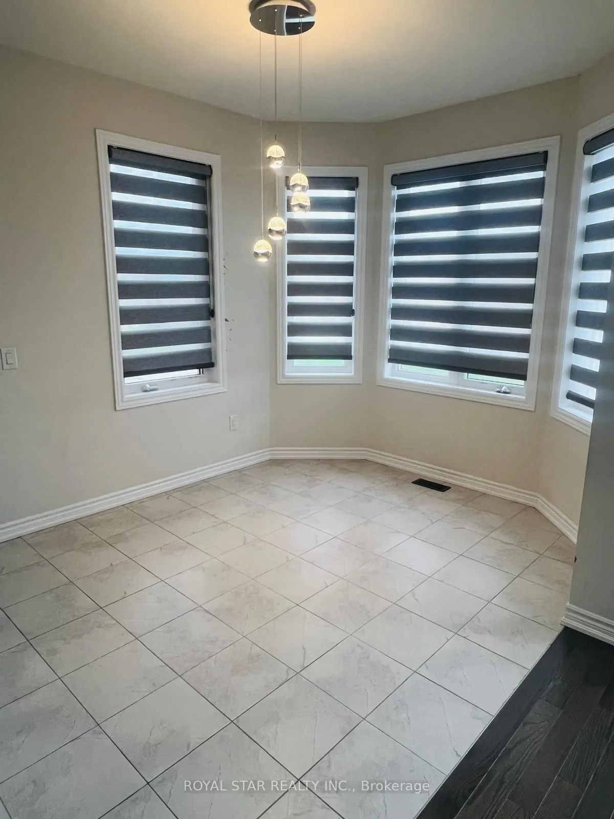 121 Bonnieglen Farm Boulevard #Upper