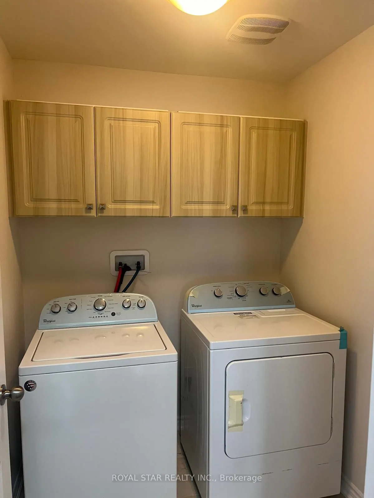 121 Bonnieglen Farm Boulevard #Upper