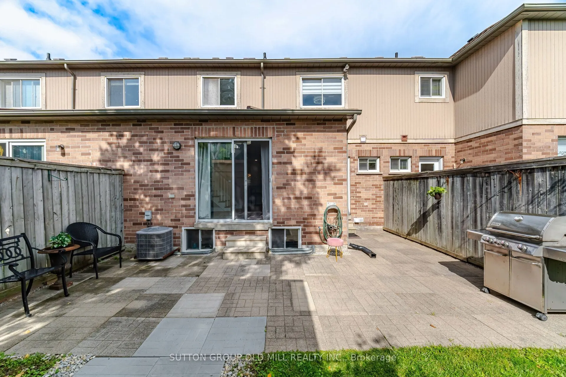 5318 Bushelgrove Circle