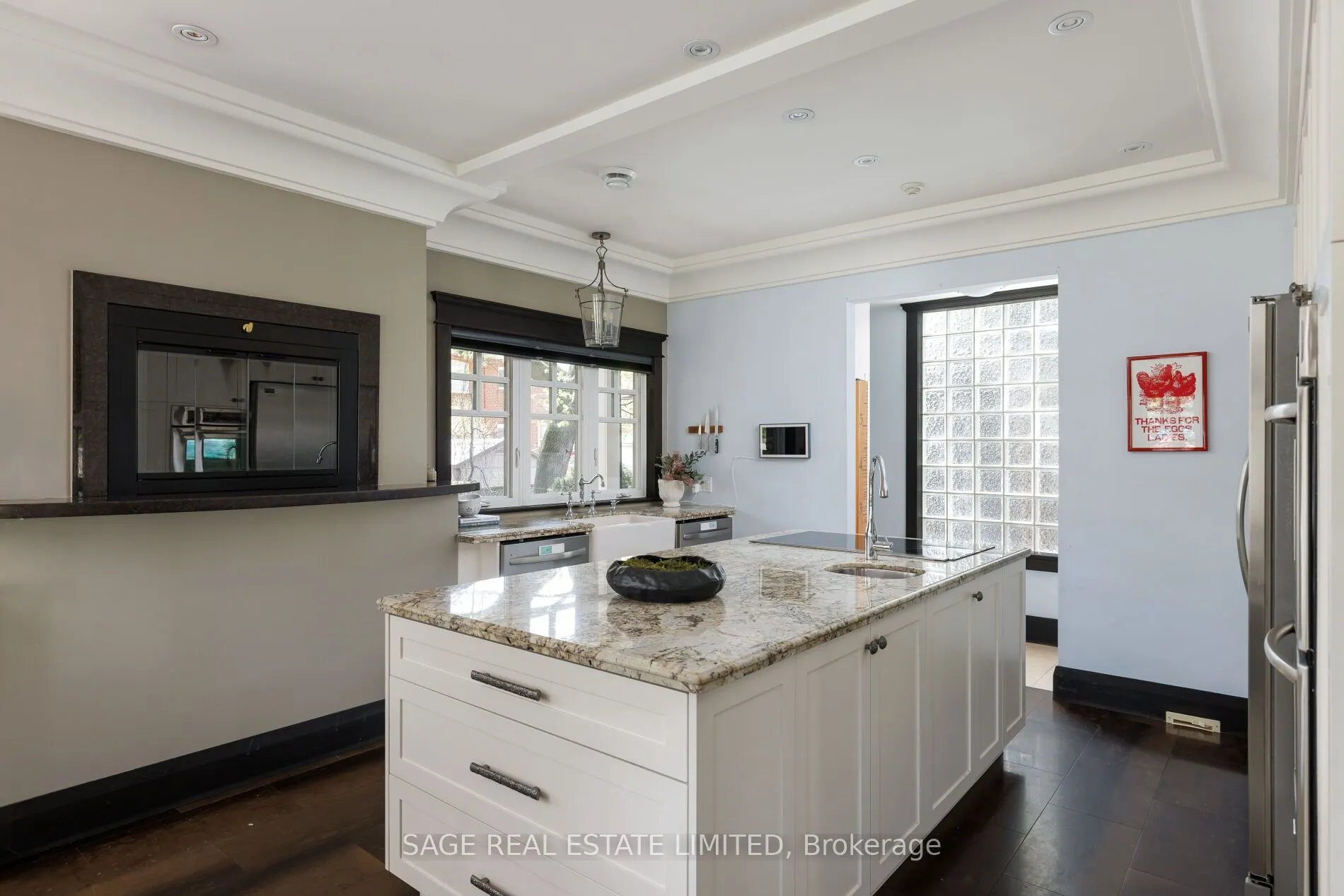 39 Loyalist Road