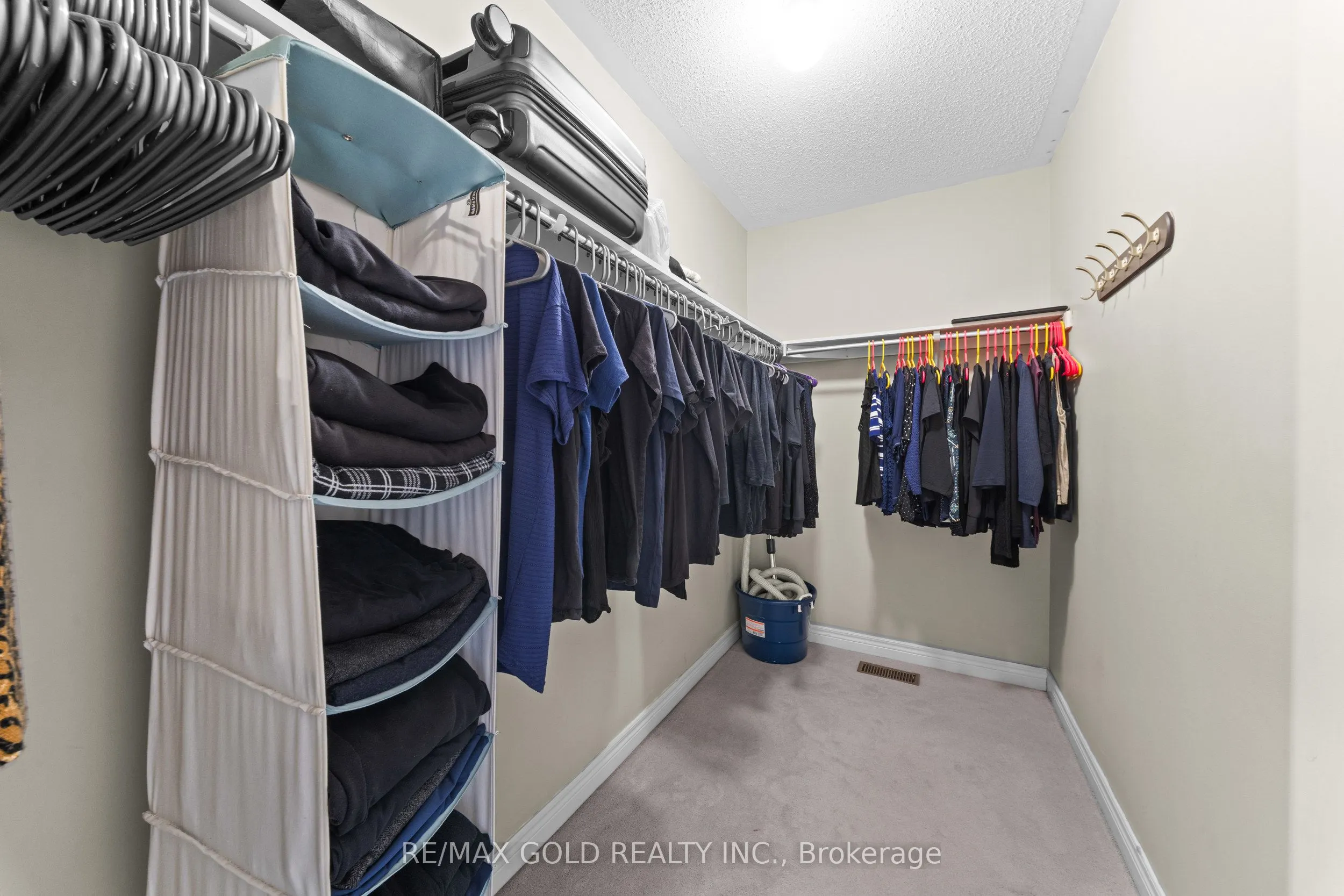 11 Clearfield Drive