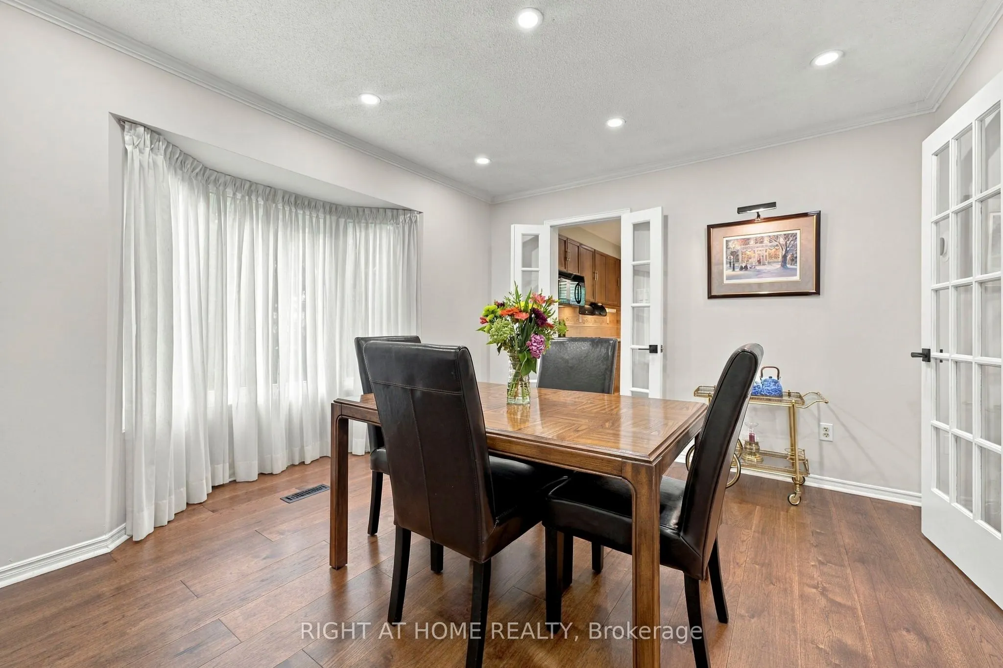 20 Mowat Court