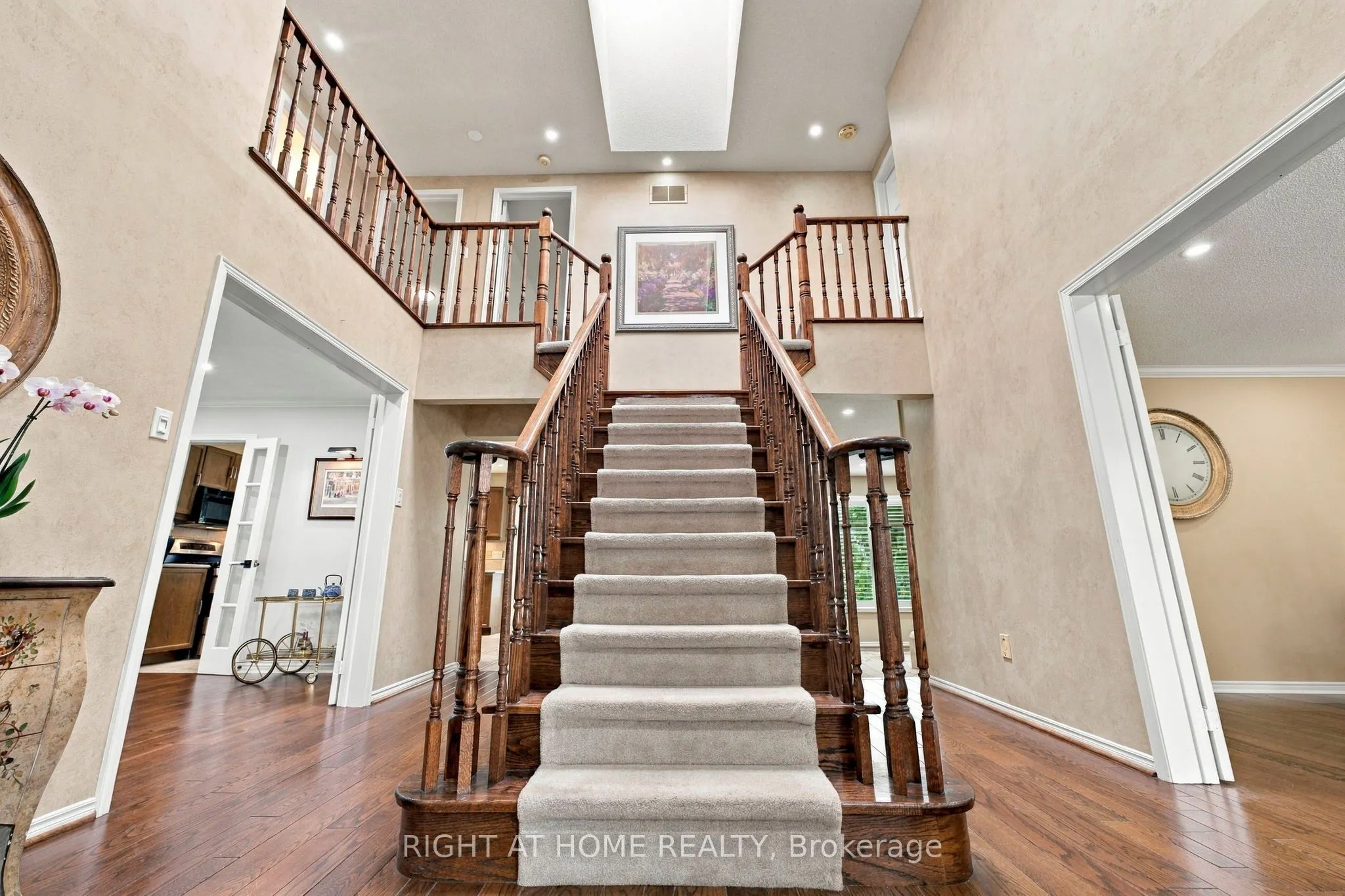 20 Mowat Court