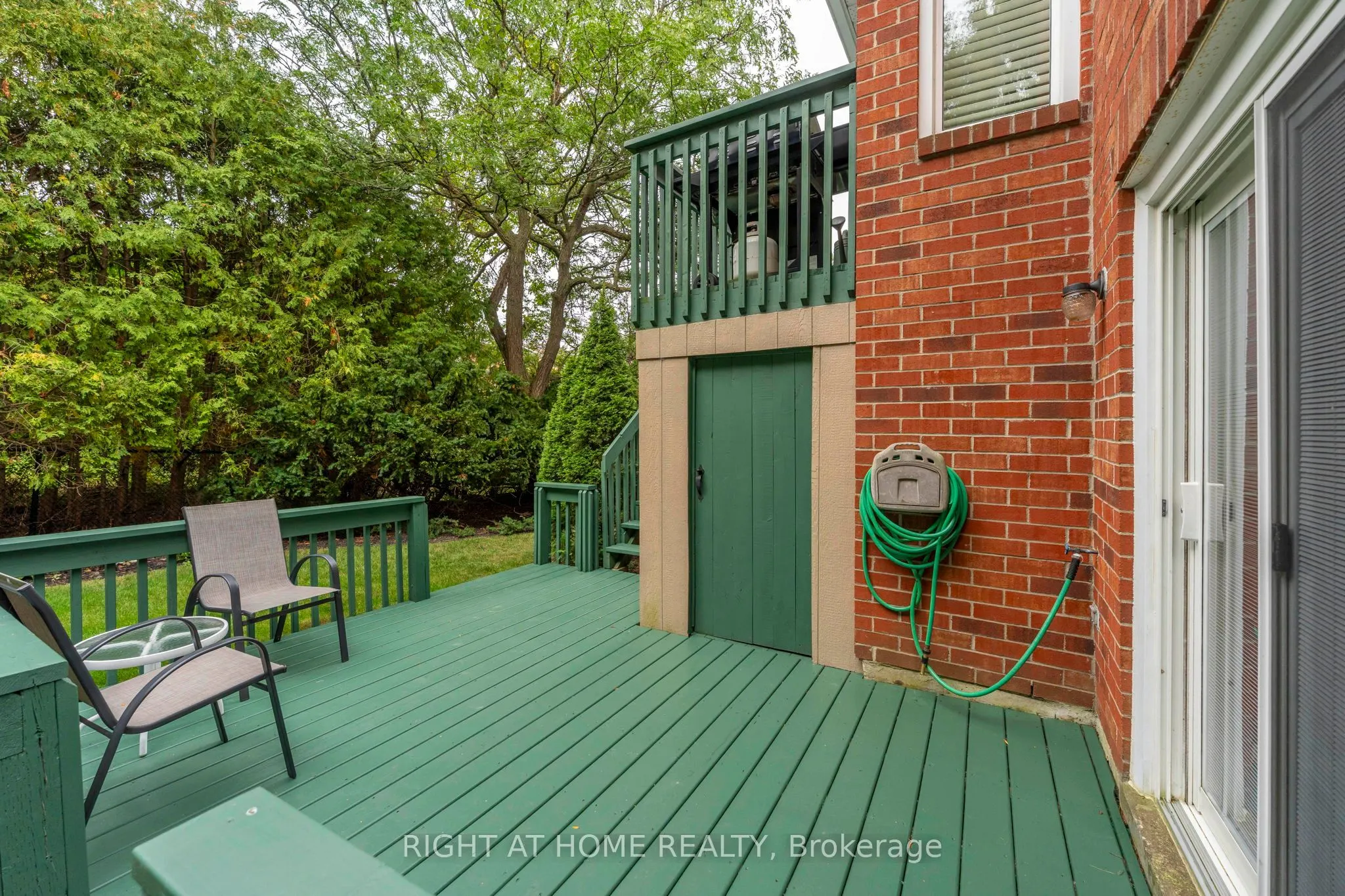 20 Mowat Court