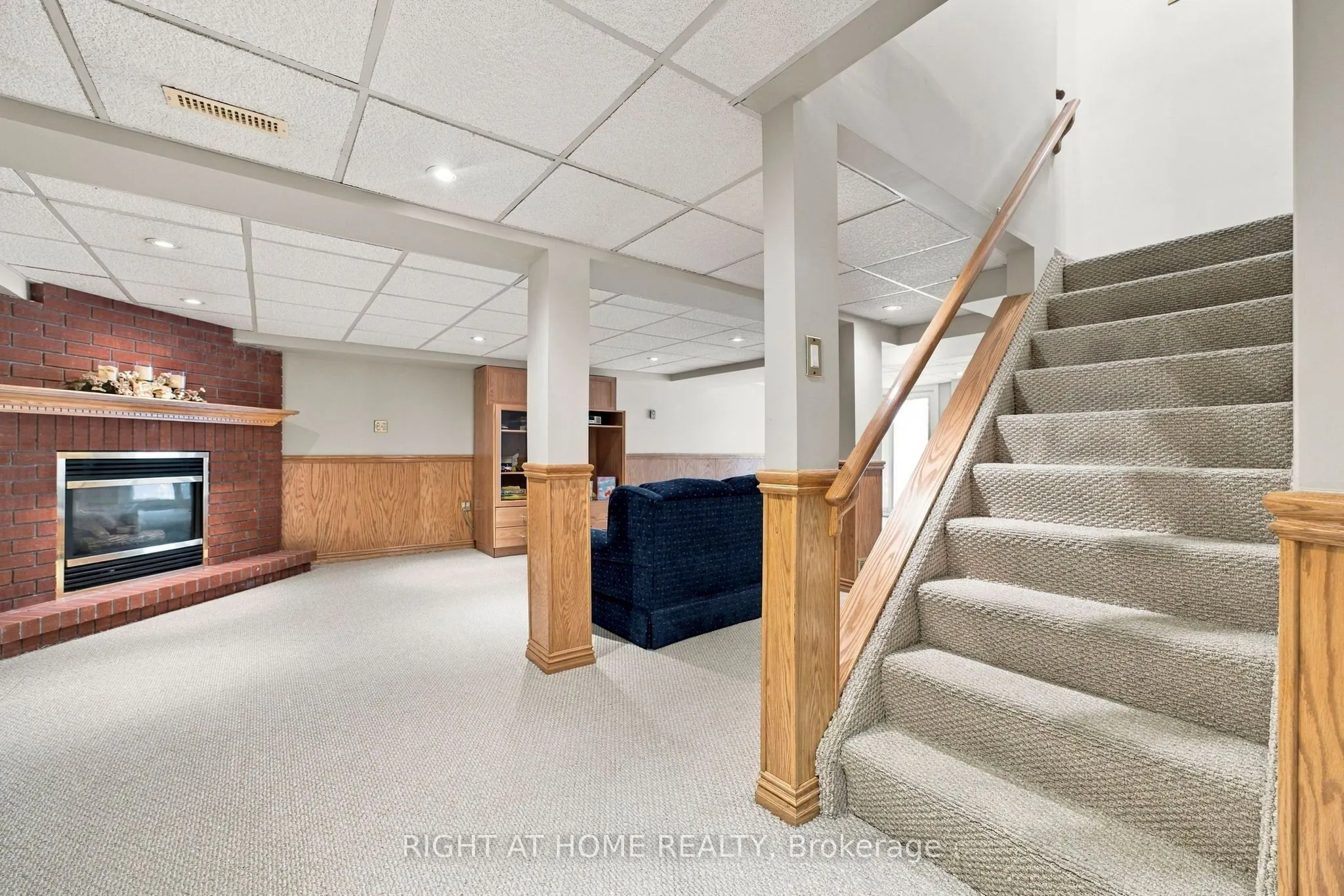 20 Mowat Court