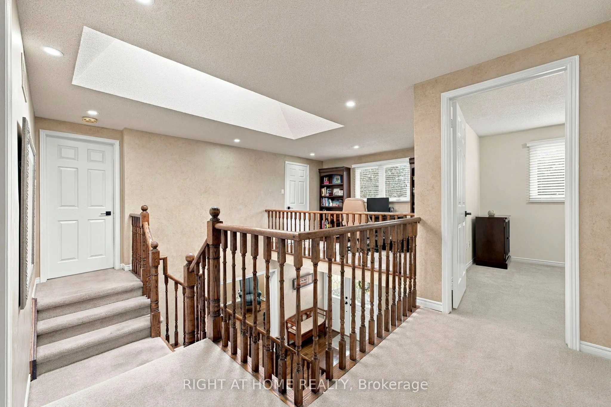 20 Mowat Court