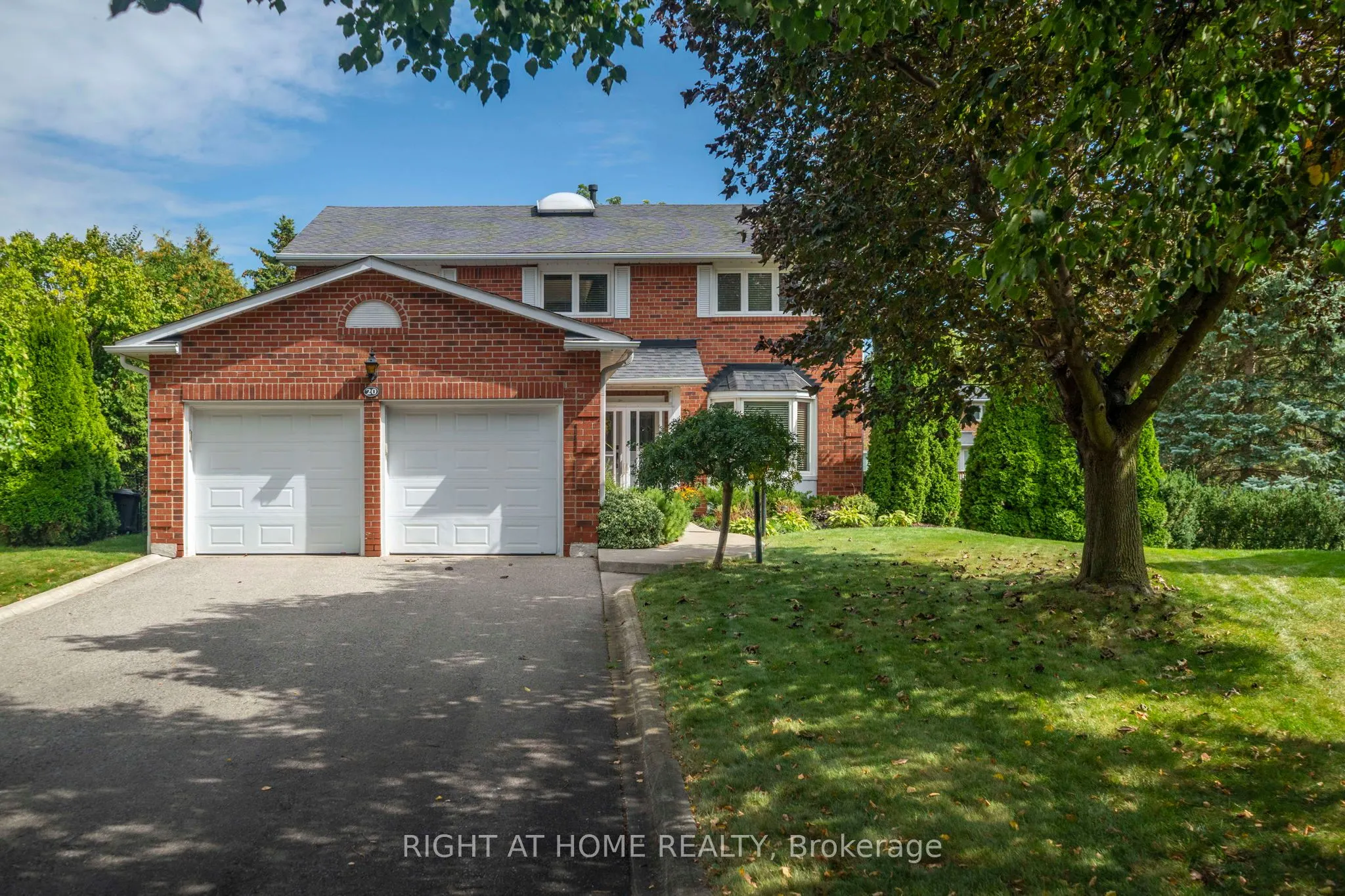 20 Mowat Court