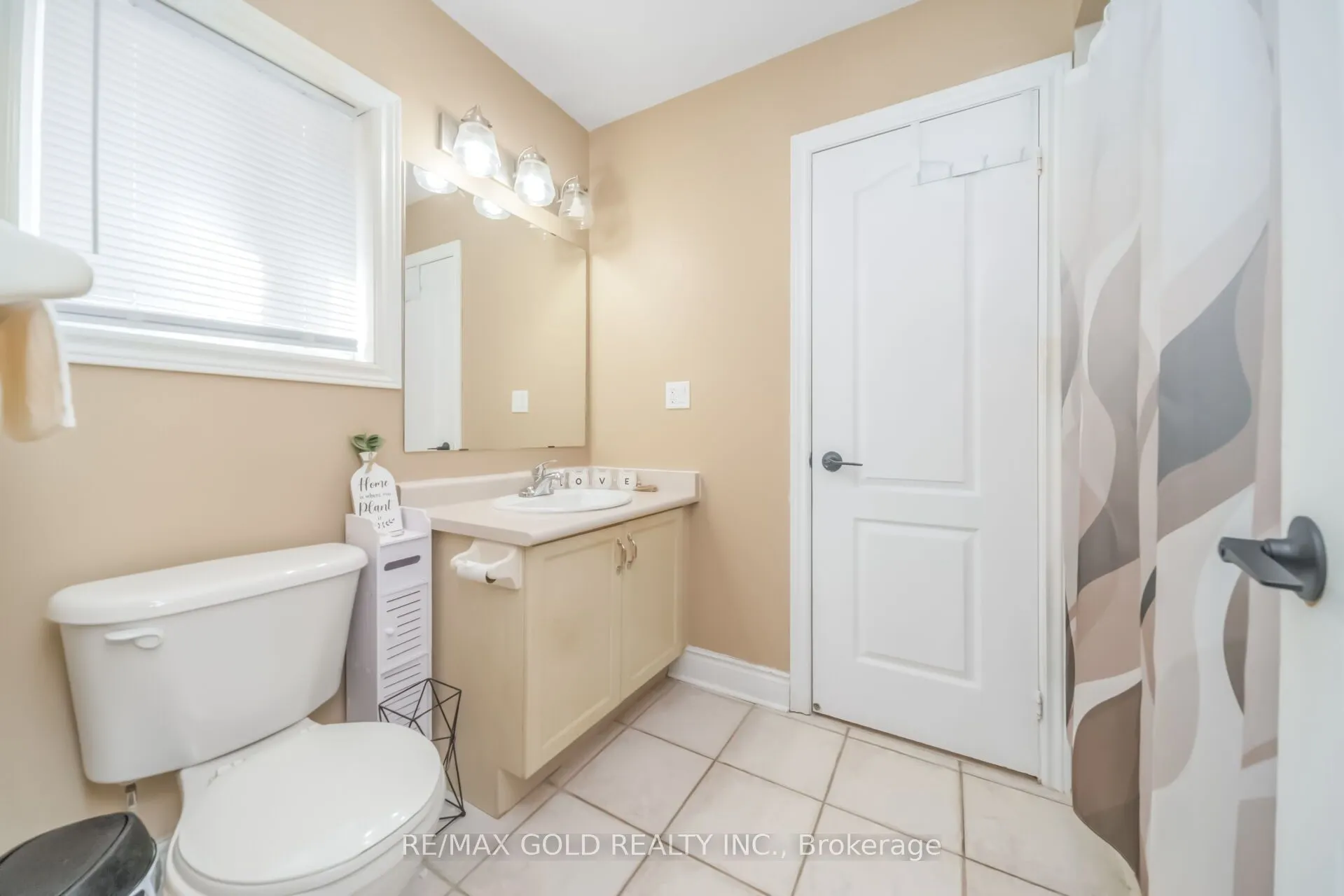 15 Newark Way