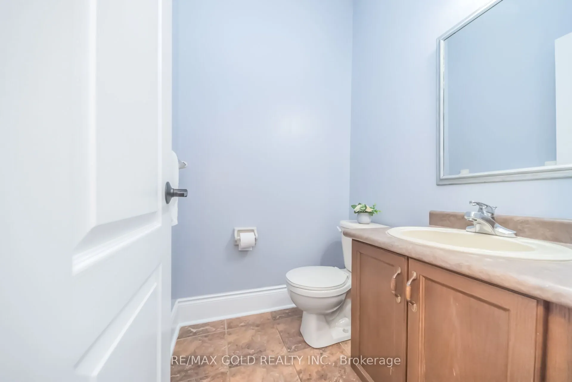 15 Newark Way