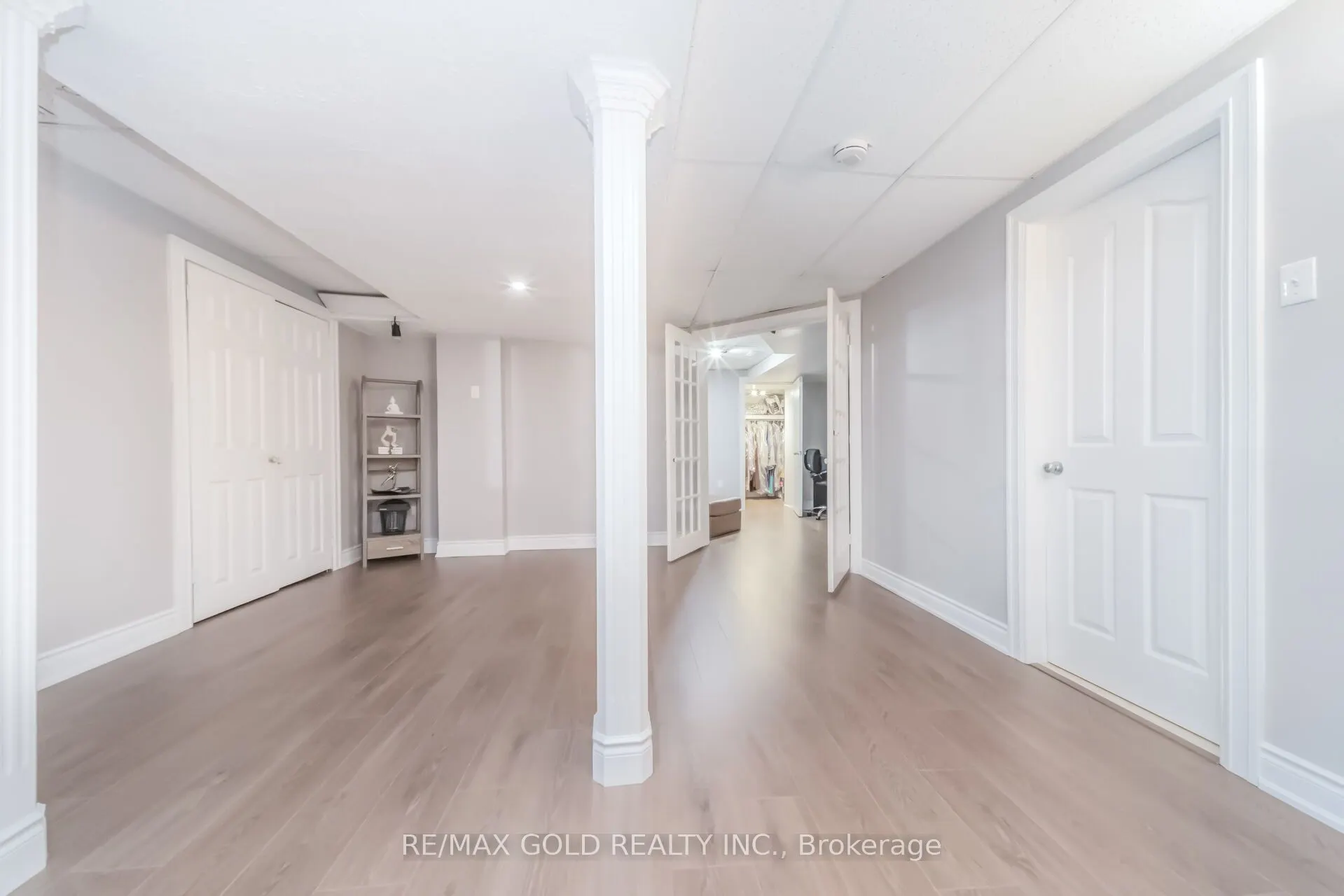 15 Newark Way