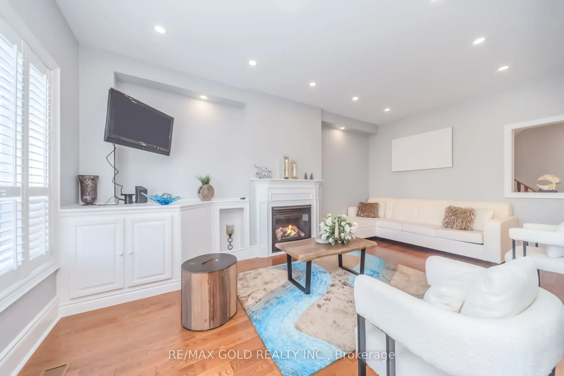 15 Newark Way