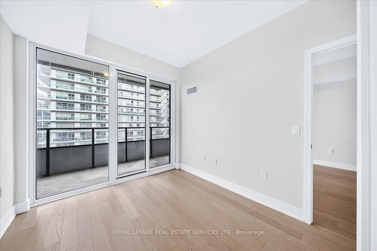 30 Shore Breeze Drive #2615