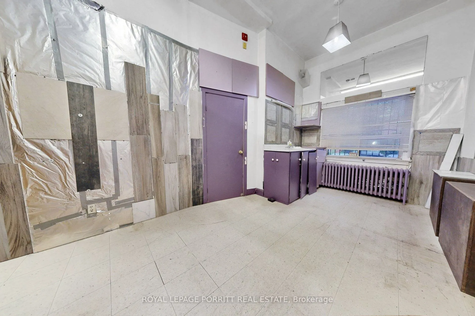 3467 Lake Shore Boulevard W