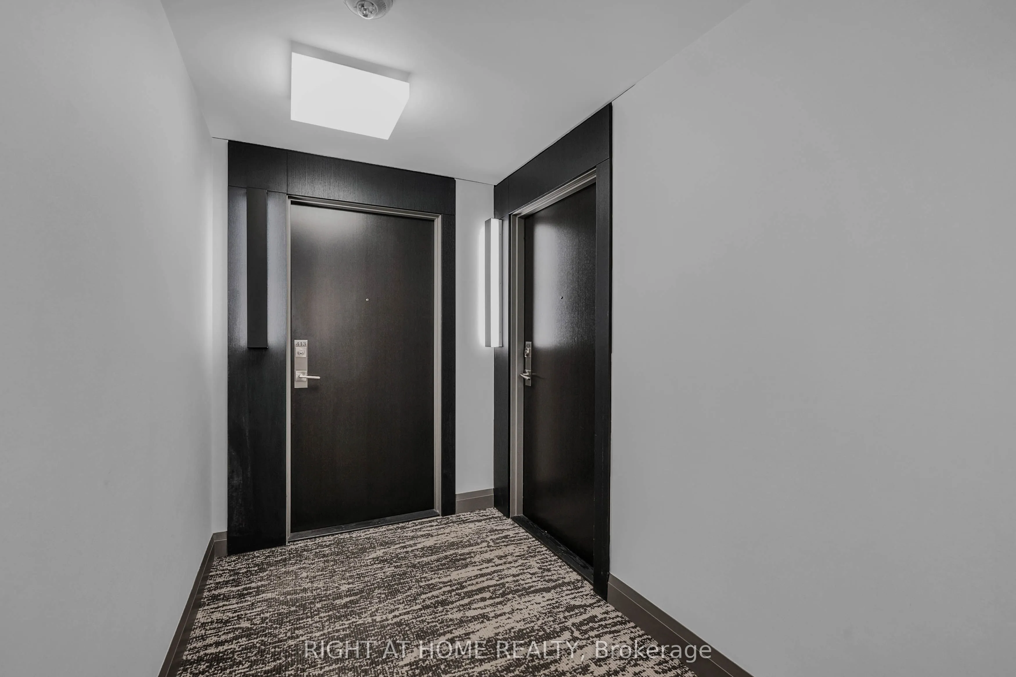 4208 Dundas Street W #414
