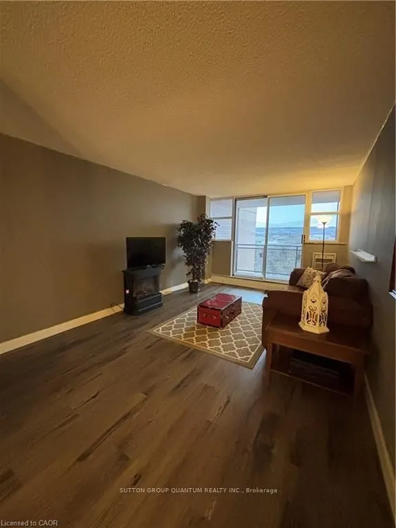 975 Warwick Court #1210