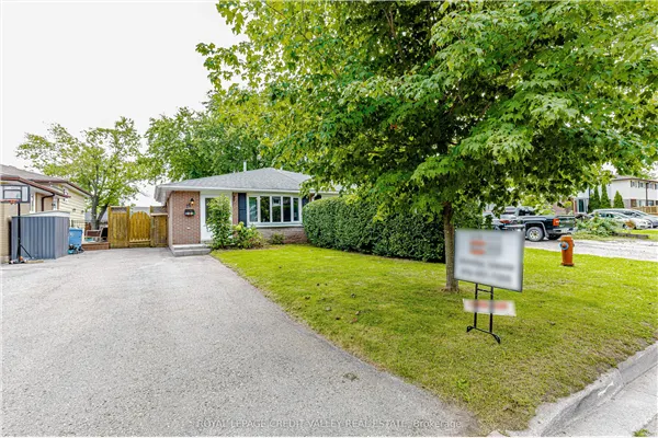 14 Carlton Drive