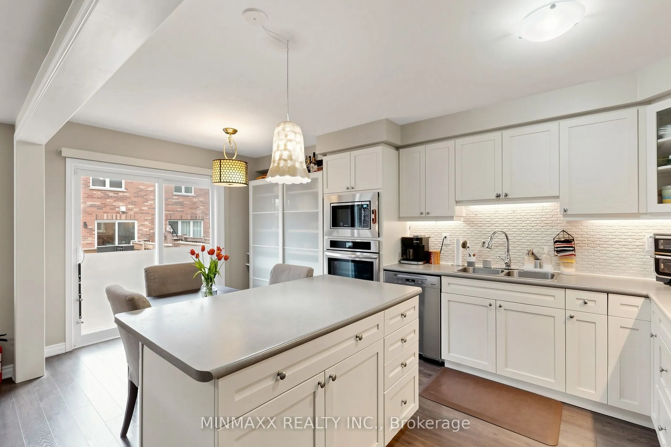 30 Dredge Court