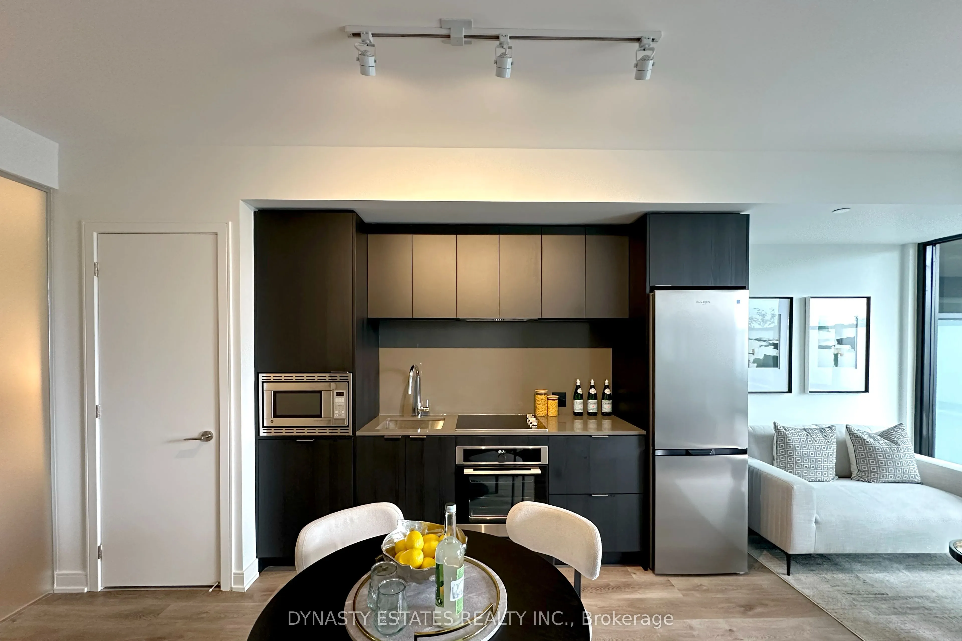 3009 Novar Road #226