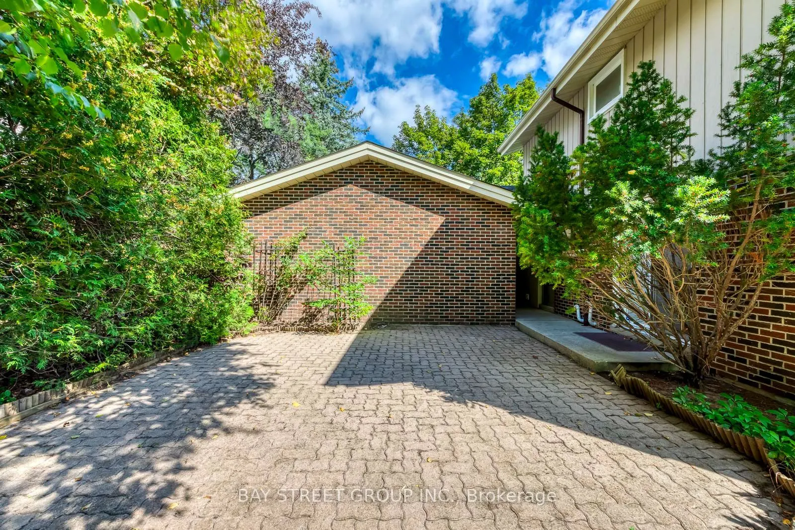 216 Beechfield Road