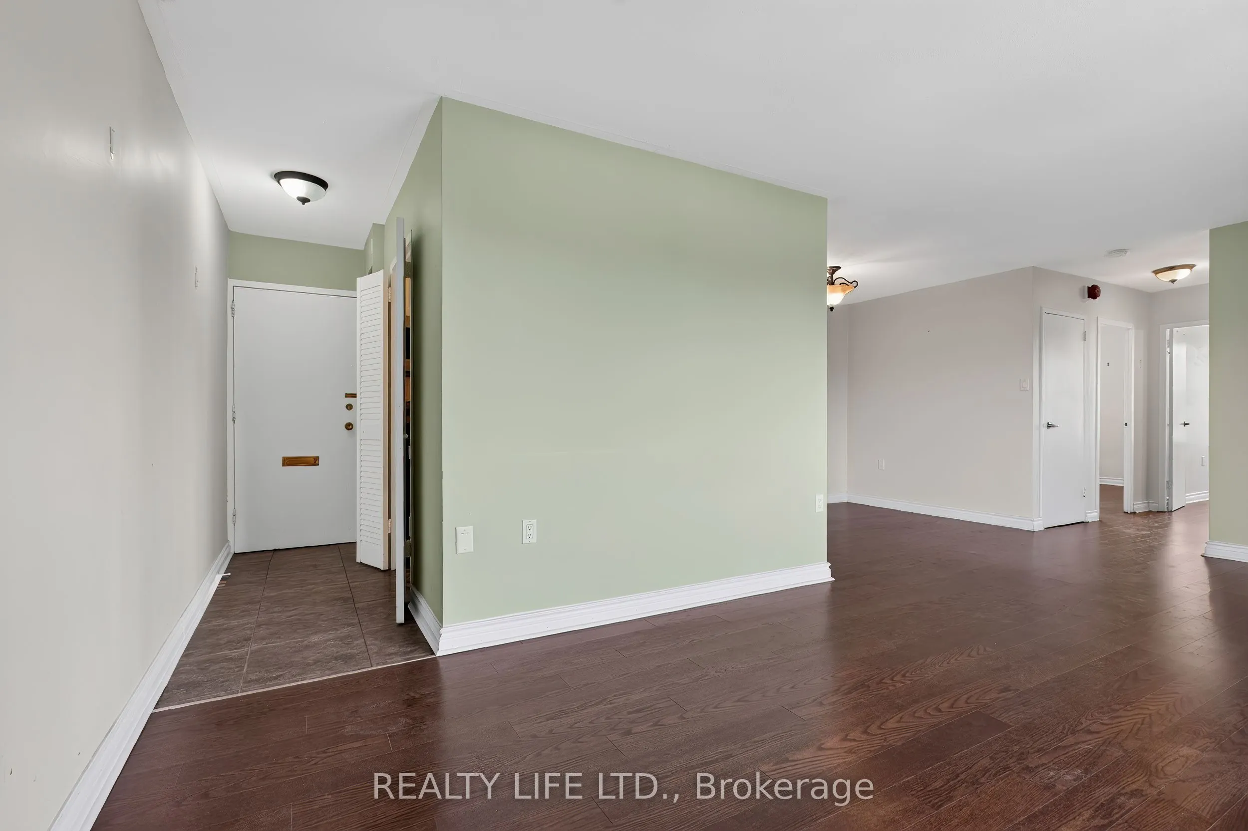 41 Lake Shore Drive #502