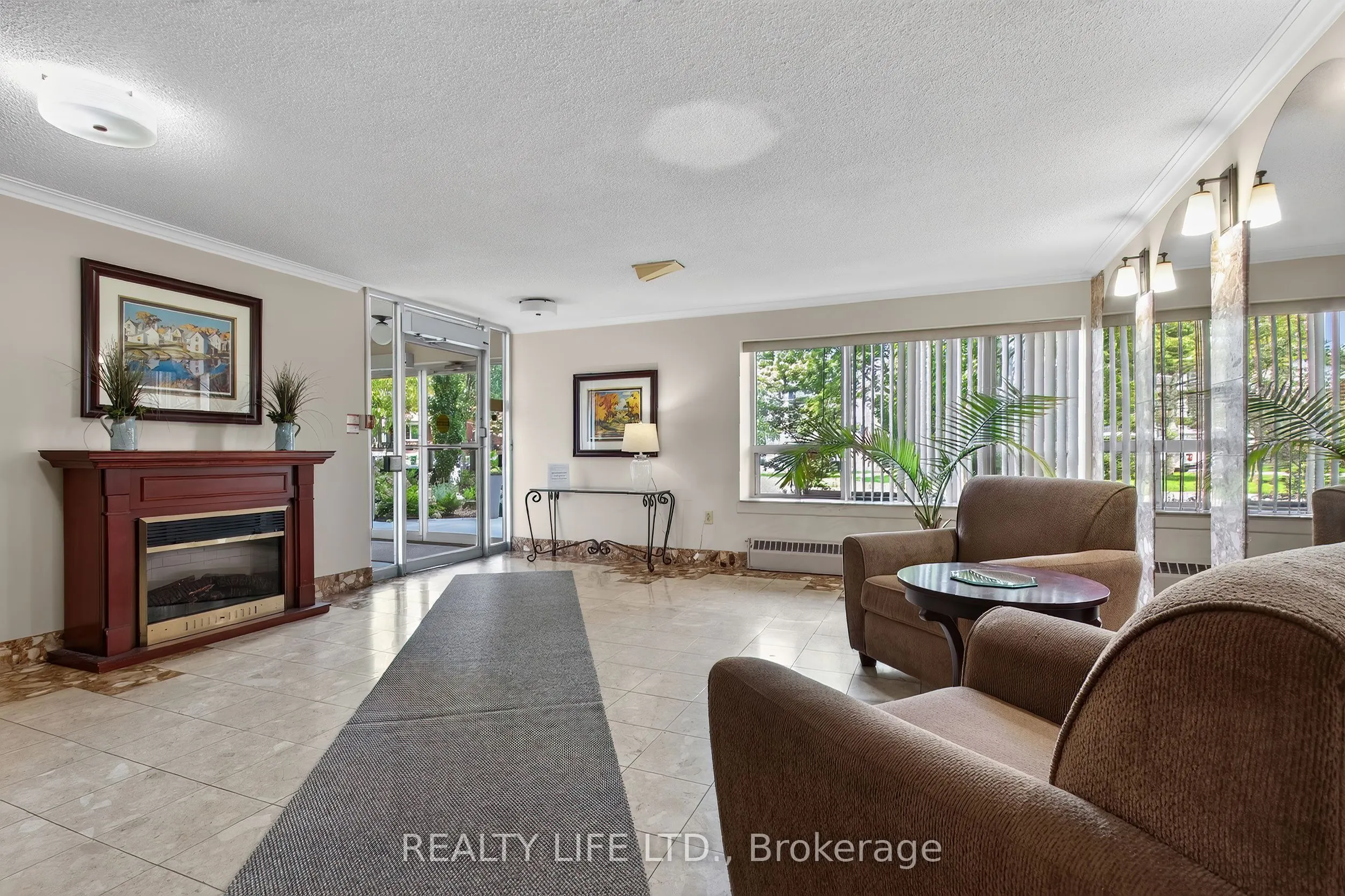 41 Lake Shore Drive #502