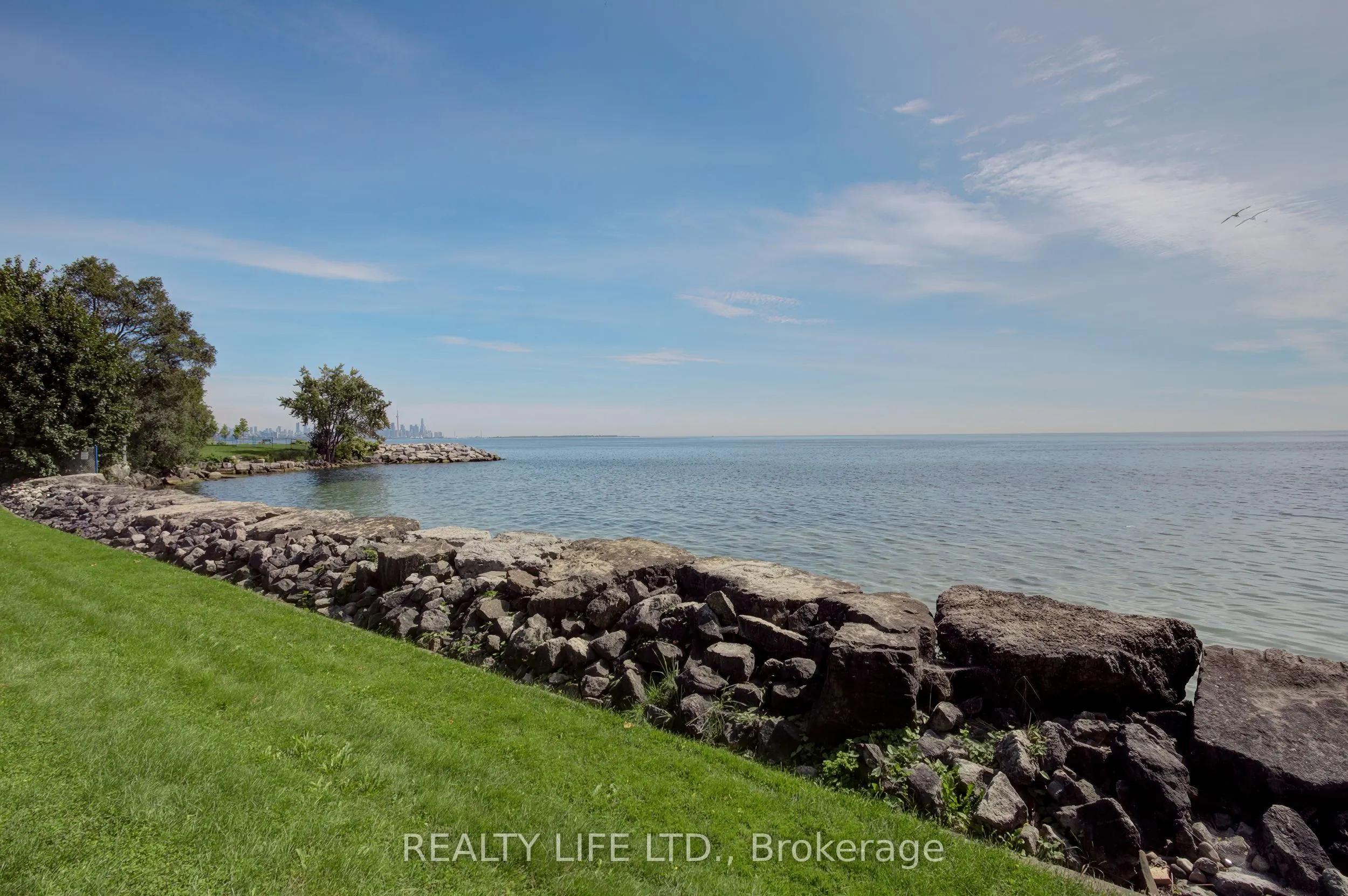 41 Lake Shore Drive #502
