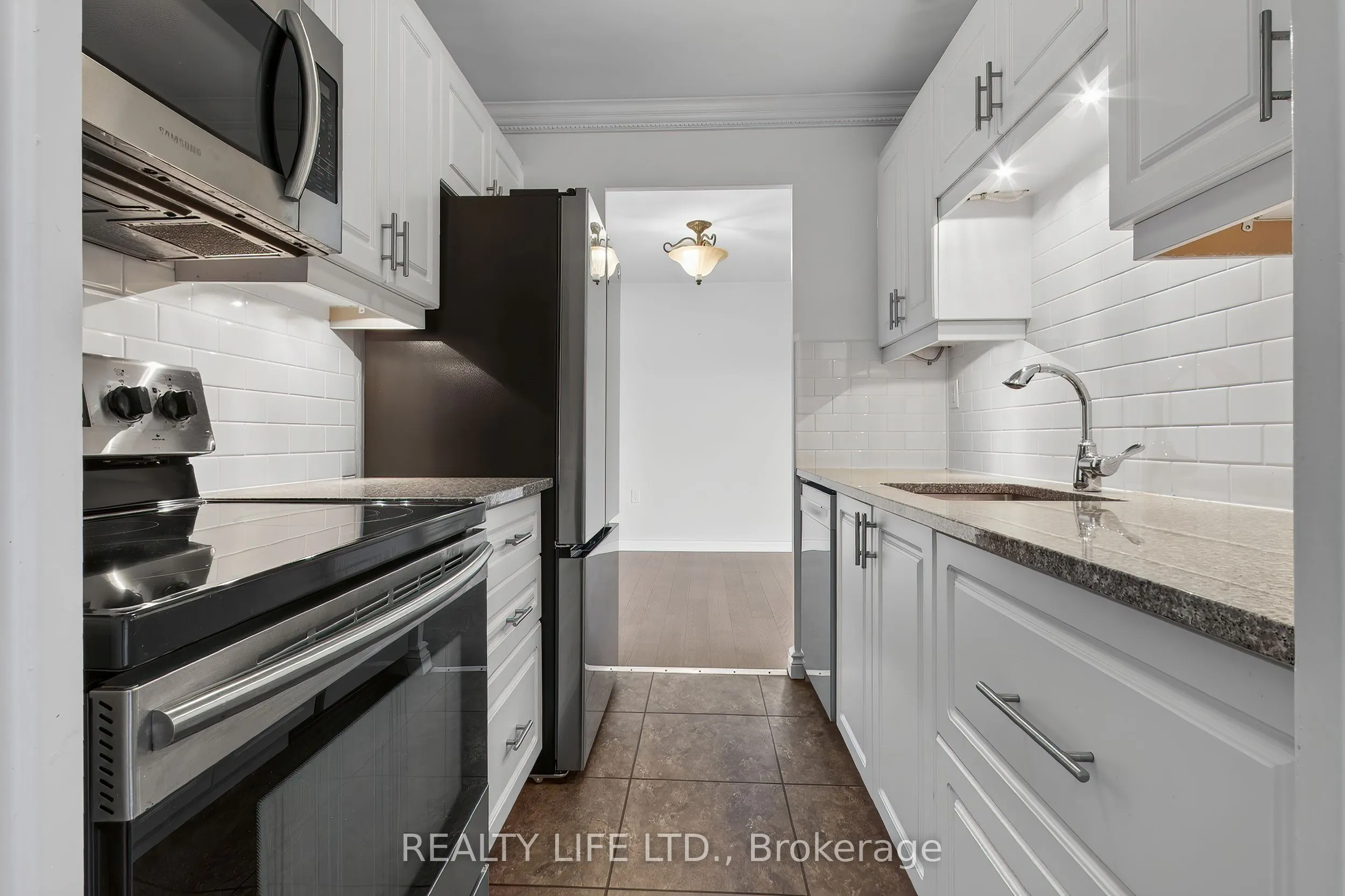 41 Lake Shore Drive #502