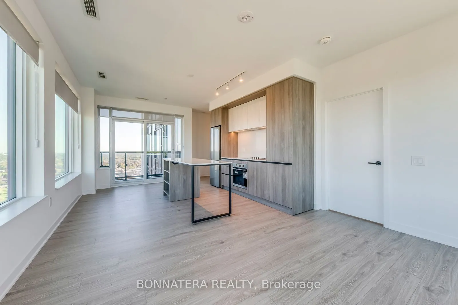 2495 Eglinton Avenue W #1810