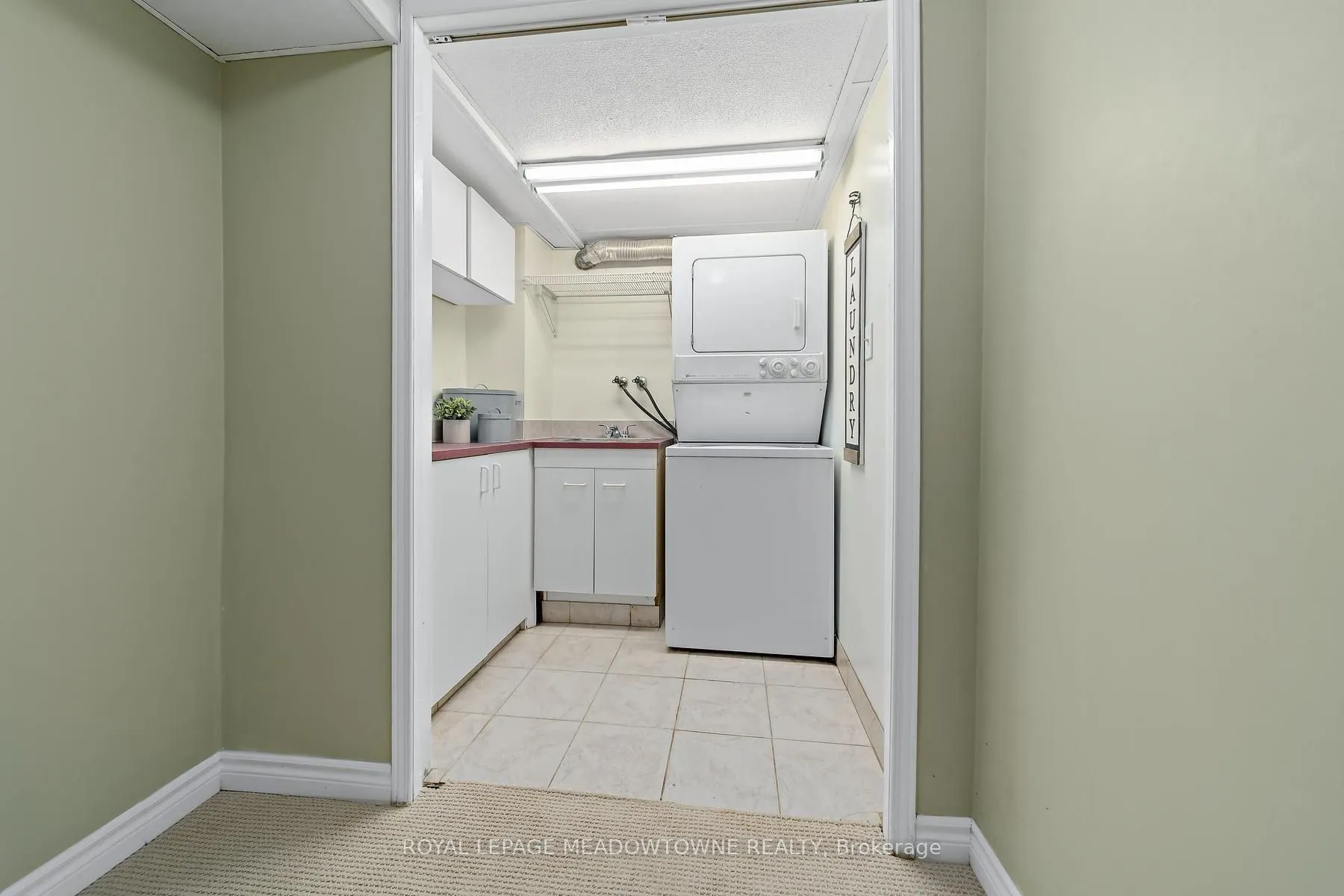 28 Maple Avenue #174