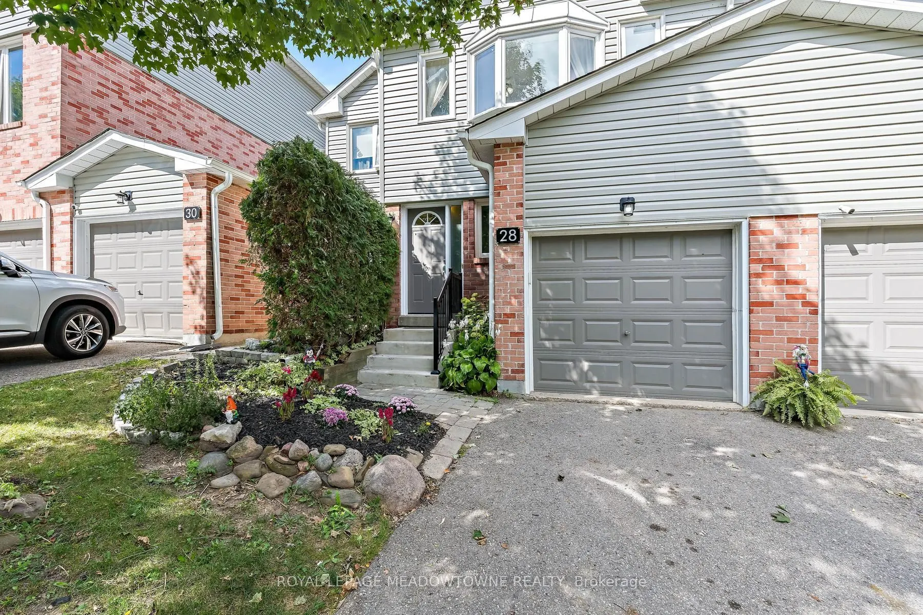 28 Maple Avenue #174