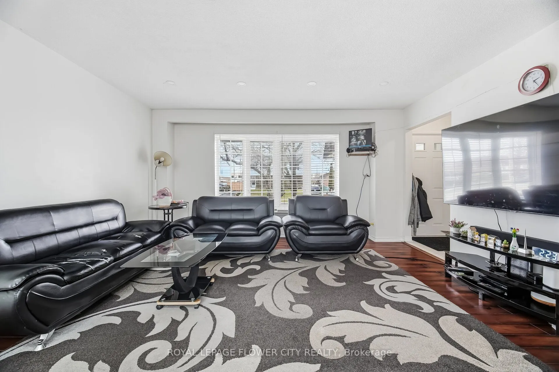 3027 Coral Drive