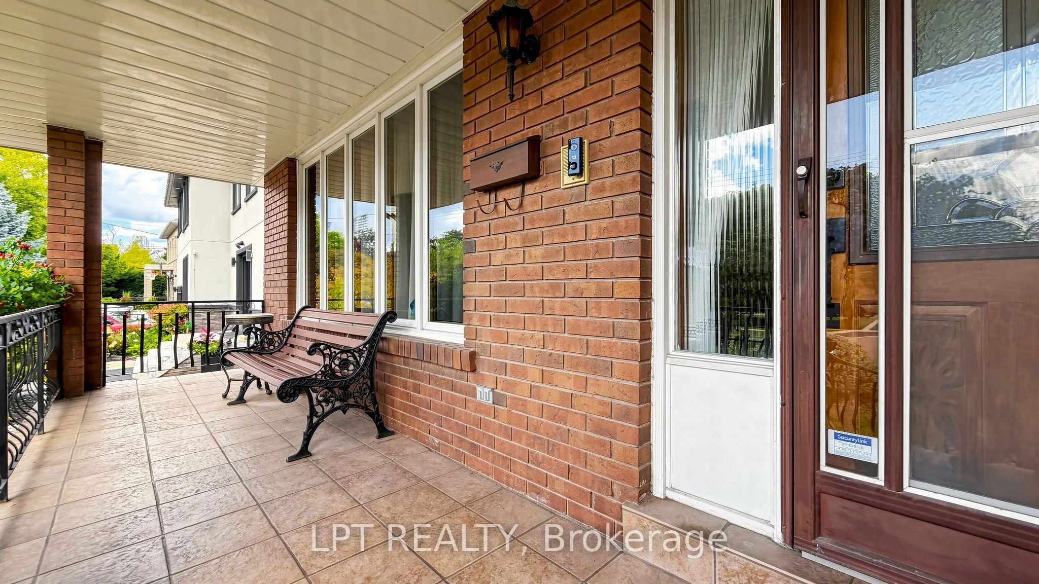 3185 Parkerhill Road