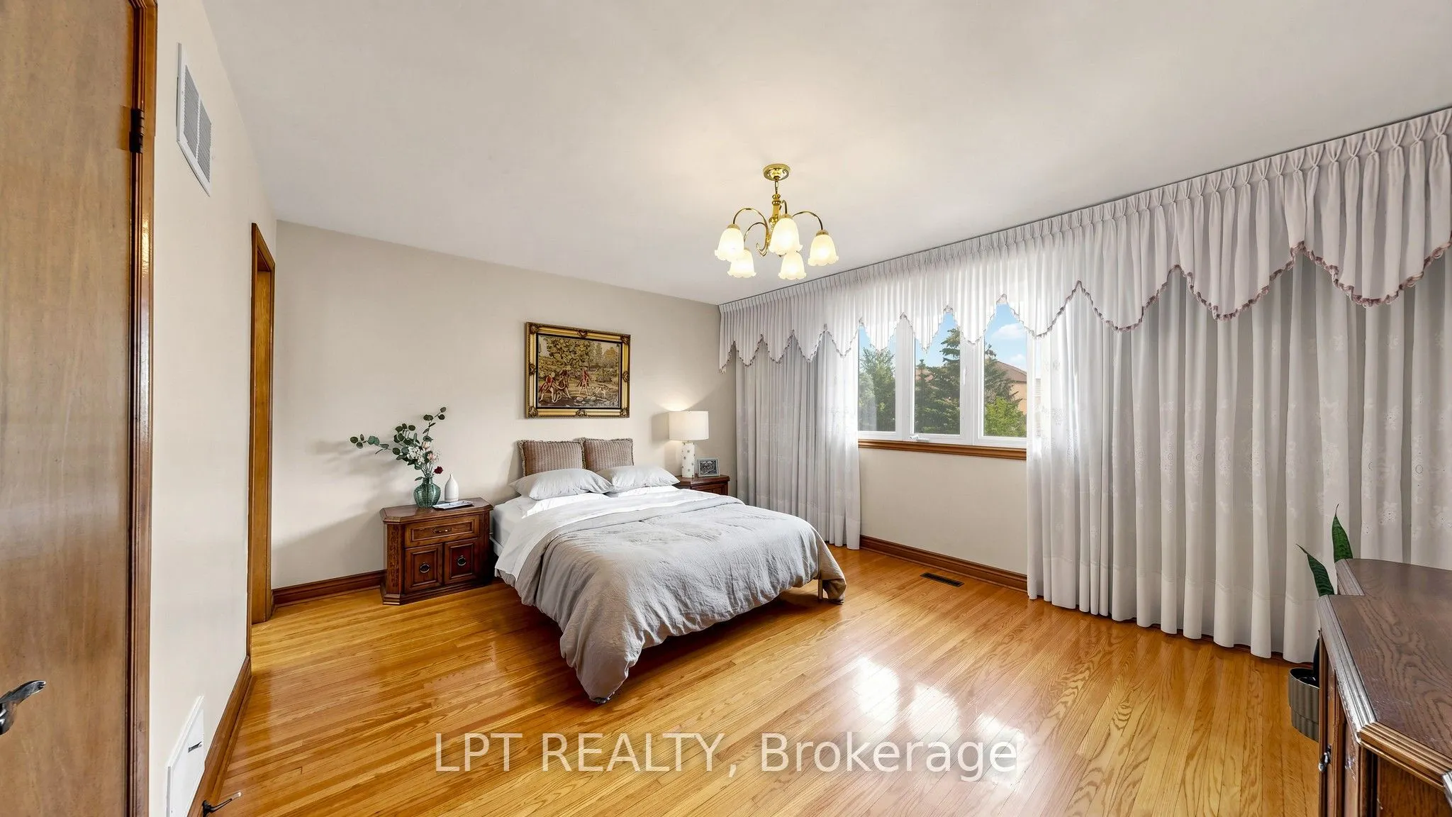 3185 Parkerhill Road