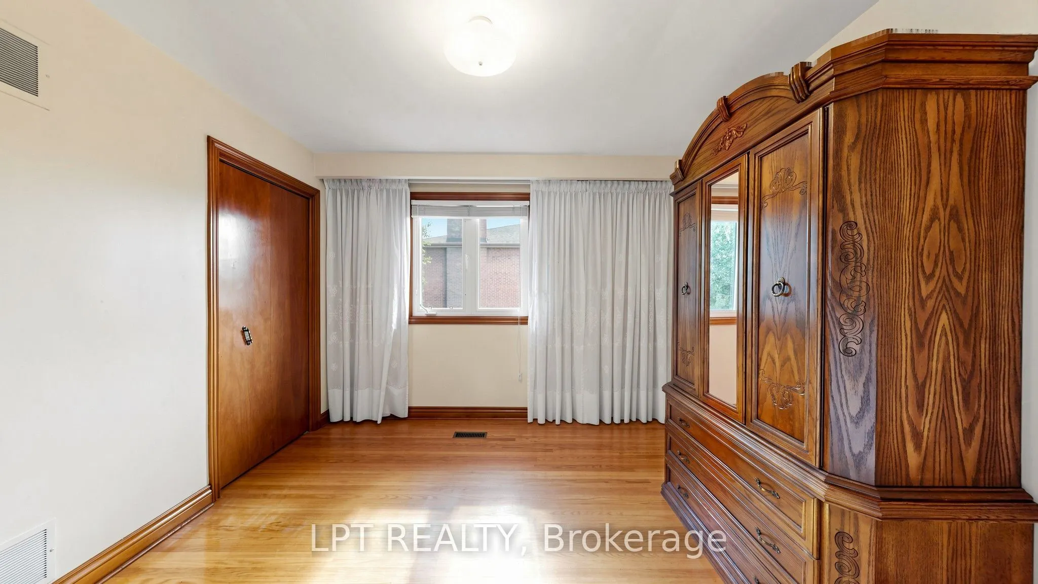 3185 Parkerhill Road