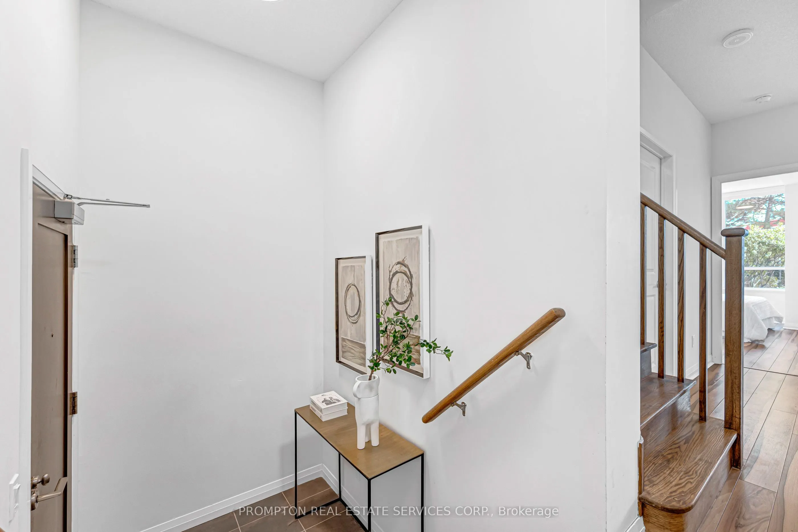 55 Eglinton Avenue W #108